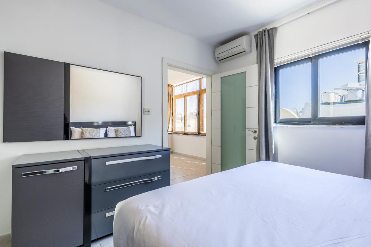 Apartamento Large Terrace Penthouse Sliema Exterior foto